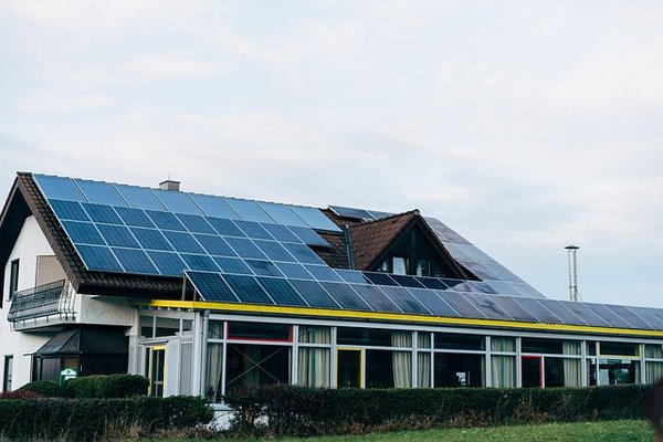 Réussir sa transition énergétique grâce aux panneaux solaires photovoltaïques